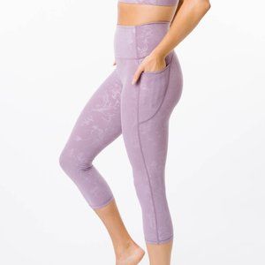 Zyia Lilac Floral Pocket Hi-Rise Capri 20" size 12